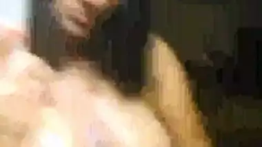 Horny Tamil girl record her Nude Selfie Part 1