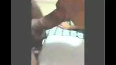 Fsiblog – Desi college girl giving hot blowjob to her neighbor MMS