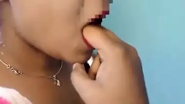 Desi Bhabhi, Indian Desi Bhabhi And Indian Bhabhi In Bhabhi Ne Mere Lund Par Beithker Ehsaan Kiya