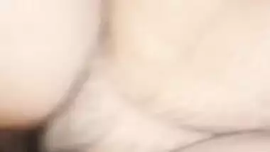 Cute XXX couple has hot sex and makes an MMS video for Desi audience