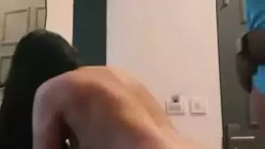 Horny guy drills his sexy GF’s hole in the Indian sex MMS