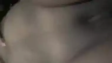 Desi Bhabhi' pussy needs caress so MILF gets naked for XXX masturbation