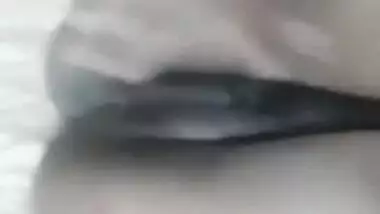 Desi woman exposes her full XXX tits and vagina in a sex show on camera