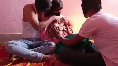 A husband fucks his wife with a stranger in a dehati sex video