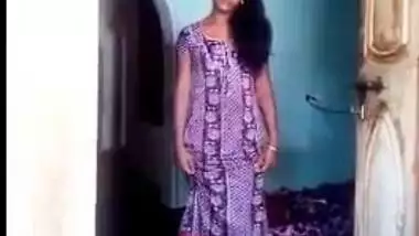 Desi Girl Lifting Nighty and Showing Her Shaved Pussy To Her Lover Small Clip