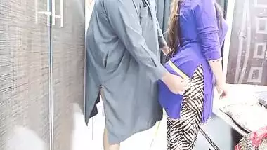 Fat Desi tailor fucks poor Pakistani girl into her XXX anal hole