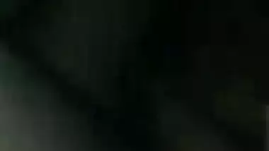 Penetrates my dick in GF’s tight pussy in desi sex MMS