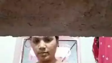 Today Exclusive- Horny Village Bhabhi Record Her Nude Video For Fans
