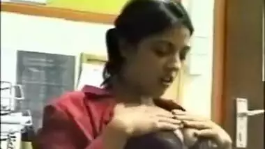Bangalore cheating office girl in red panty fuck her boss in hotel