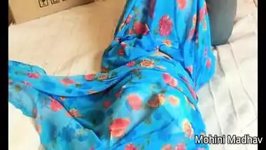 Desi Mohini Bhabhi got fucked by her neighbor boy when Bhaiya ji was not there