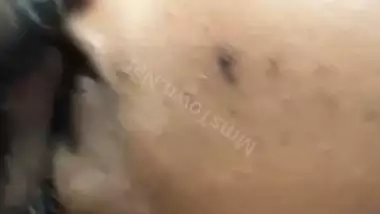 Mature Tamil wife kissing and naked body showing MMS