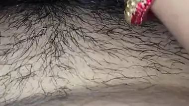 Didi Apne Chut Me Ungli Dal Ke Maze Leti Hui. Indian Beautiful Hairy Fingering