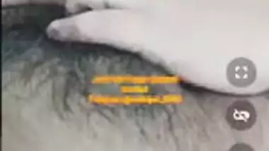 Desi wife is banged by husband with mask in an MMS show of XXX sex