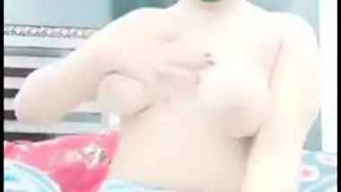 Lesbian client demanded Desi model to make special XXX clip for her