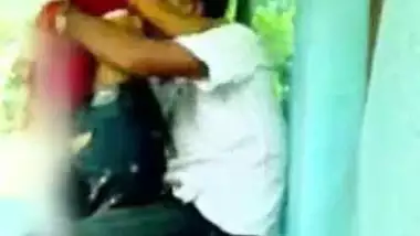 Tamil cheat wife illicit sex with friend of hubby outdoor caught on mms cam