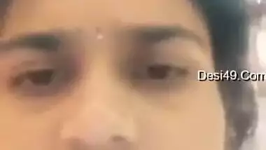 Today Exclusive- Sexy Desi Girl Showing Her Boobs And Pussy On Video Call Part 4