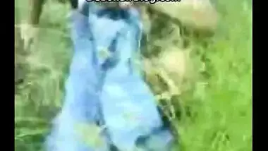 Desi Sex In Garden &quot;Man With A Hot Sexy Girl&quot;