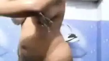 Cute bhabhi bathing naked video MMS latest release