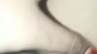 Pussy showing tease video of Indian college beauty