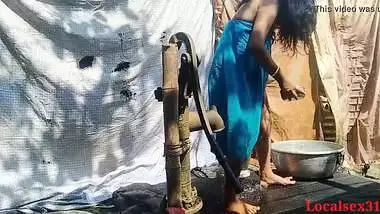 Desi wife takes a shower and waits for hubby to enjoy his XXX dick