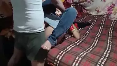 Indian Desi Bhabhi, Desi Bhabhi And Indian Bhabhi - Bhaiya Ke Jaate Hi Bhabhi Se Lund Hilwaya Or Chudai Kari