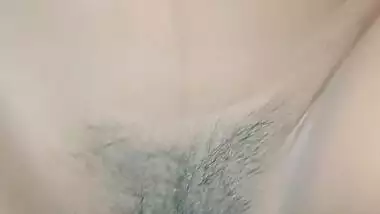 Indian Bhabhi Cheating His Husband And Fucked With His Boyfriend In Oyo Hotel Room With Hindi Audio Part 63