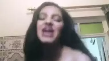 Desi possessor of succulent titties performs a porn dance on webcam