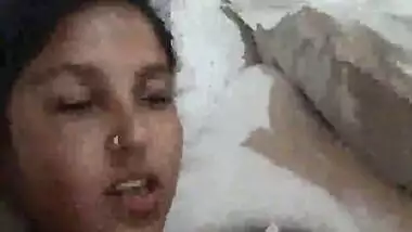 Cute Indian Girl Blowjob and First TIme Fucking With Clear Hindi Talking Don’t Miss