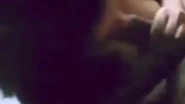 Indian whore with huge tits is good at giving oral sex