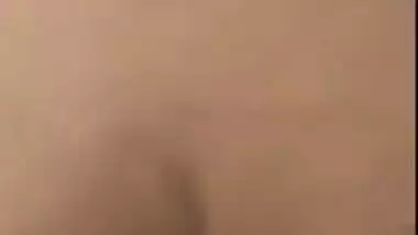 XXX village girl gives a blowjob to Desi man who makes an MMS video