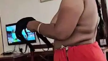 Mature aunty wearing dress and viral boobs showing