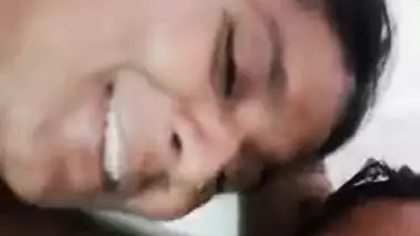 Man films him lying next to his Desi wife after sex exposing XXX body