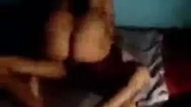 Big desi mature aunty fuck neighbor boy when her husband go to work