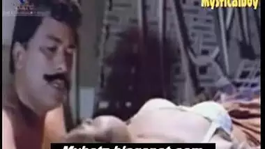 uncle seducing small girl for sex when mallu wife gone for shopping
