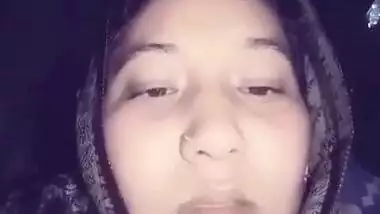 Bangladeshi Village Bhabi Video For Bf Showing Boobs and Fingering Pussy With Bangla Talk