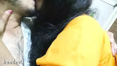 Bhabhi Boli Gand Mei Dalo Aj Ghar Par Koi Nhi Ha - Desi Bhabhi