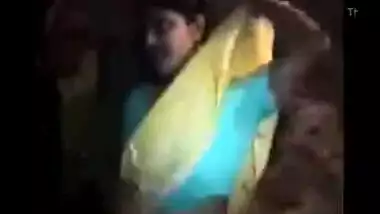 Desi porn of Rajasthani village house wife exposed her naked figure on request