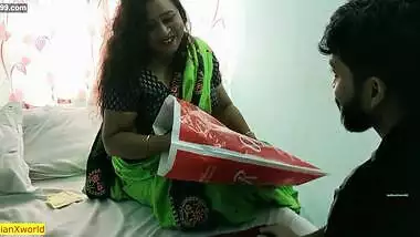 Indian hot beautiful Bhabhi one night stand sex! Amazing XXX Hindi sex 18 min