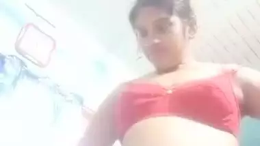 Today Exclusive- Sexy Desi Bhabhi Strip Her Cloths And Showing Boobs And Pussy Part 1