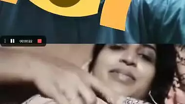 Today Exclusive- Desi Bhabhi Showing Her Boobs To Lover On Video Call Part 2