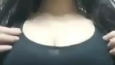 Indian pulls her bra up and flaunt natural sex twins with XXX nipples