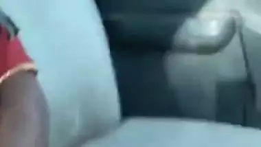 Granny will get a lift only if she shows her desi pussy