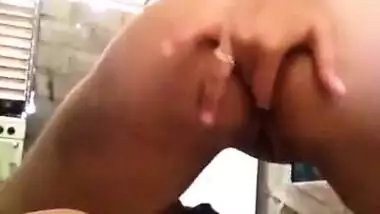 desi teen fingering her wet pussy recording for bf