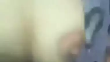 Desi coed decides to start XXX business and make MMS video with man