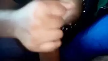 Desi big boobs aunty handjob