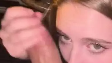 Driving instructor teacher gets spontaneous Public Blowjob in the car while working