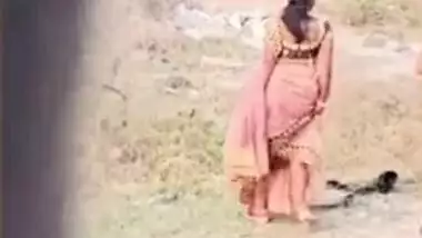 MILF in yellow joins peeing Desi aunty in XXX video to keep on moving