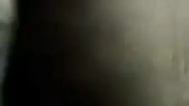 Cute Desi girl brandishes lovely XXX tits in close-up making man touch