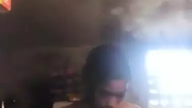 Desi babe has to strip on camera to earn tips for XXX naked show