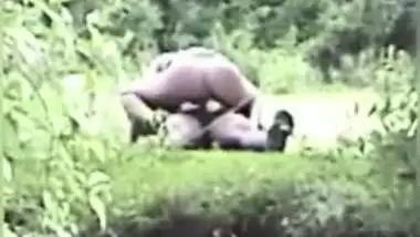 Indian couple from the is caught having sex in the jungle, desi XXX mms